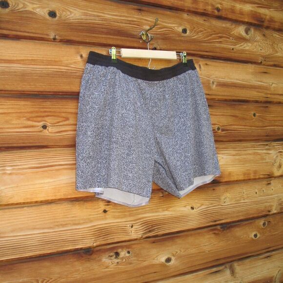 Lululemon Channel Cross Short *7" Pinweave Alpine White Black - Picture 4 of 8